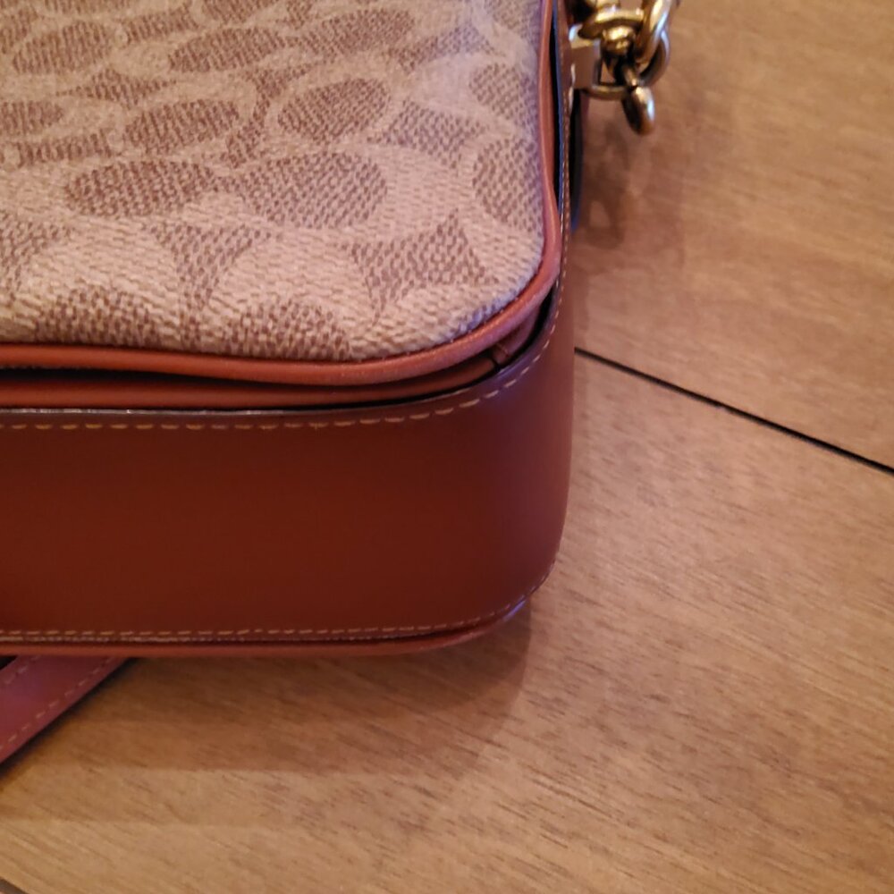 Coach Cassie 19 in Signature Canvas 89089 - Picture 8 of 12